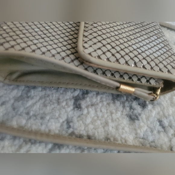 Vintage Whiting & Davis Beige Mesh Purse Clutch - Picture 2 of 6